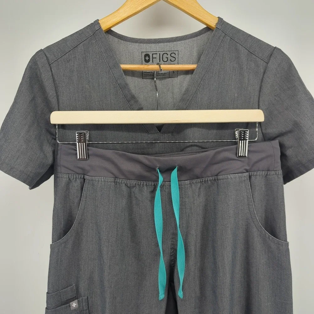 FIGS Scrubs Set Size Small Top Pants Charcoal Grey Technical Collection READ - Picture 1 of 13